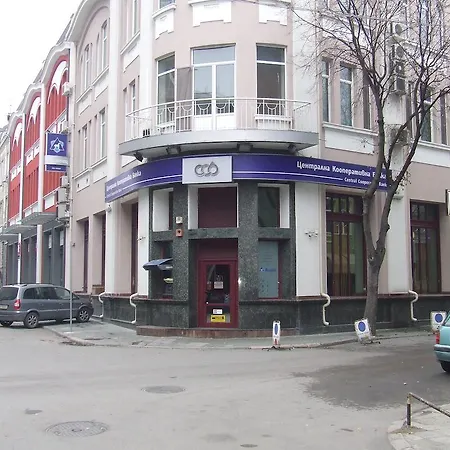 Къща за гости Flats Eu - The Central Railway Station 2*