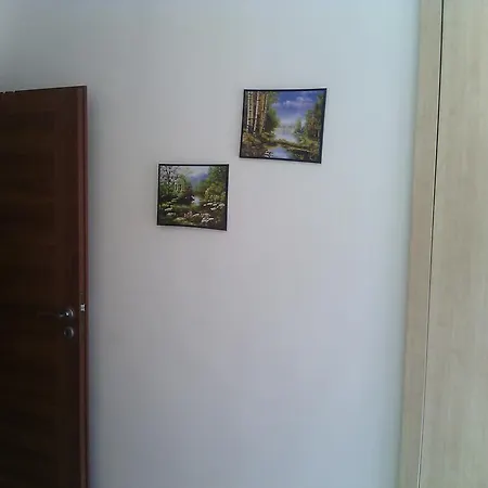 Къща за гости Flats Eu - The Central Railway Station Варна