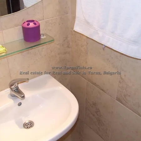 Pensionat Flats Eu - The Central Railway Station Varna