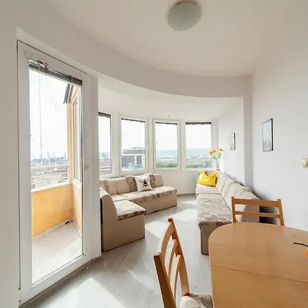 Flats Eu - The Central Railway Station Varna